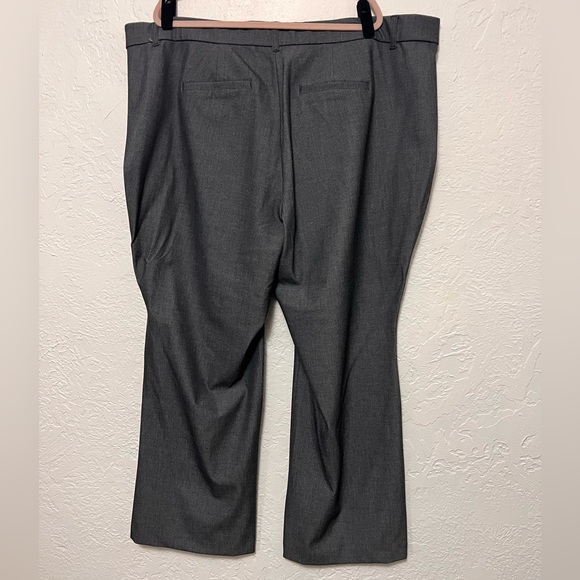 Studio by Torrid Wide Leg Grey Pants, Used—Like New, Size 26R - Picture 6 of 7